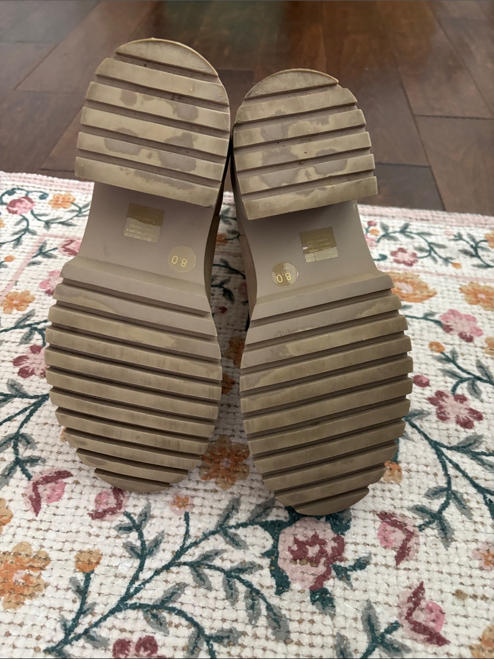 Tall Women's Suede Chelsea Boots in Beige STEVE MADDEN - Picture 3 of 7